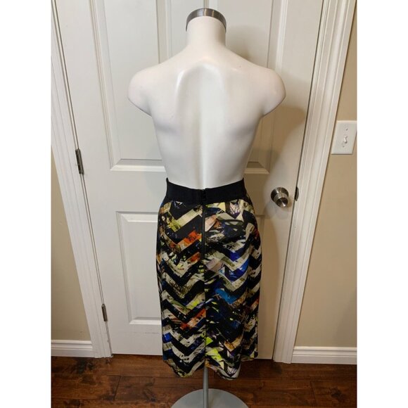 Milly Black Zig Zag Media Print Pencil Straight Skirt, Size 10 - Picture 5 of 7